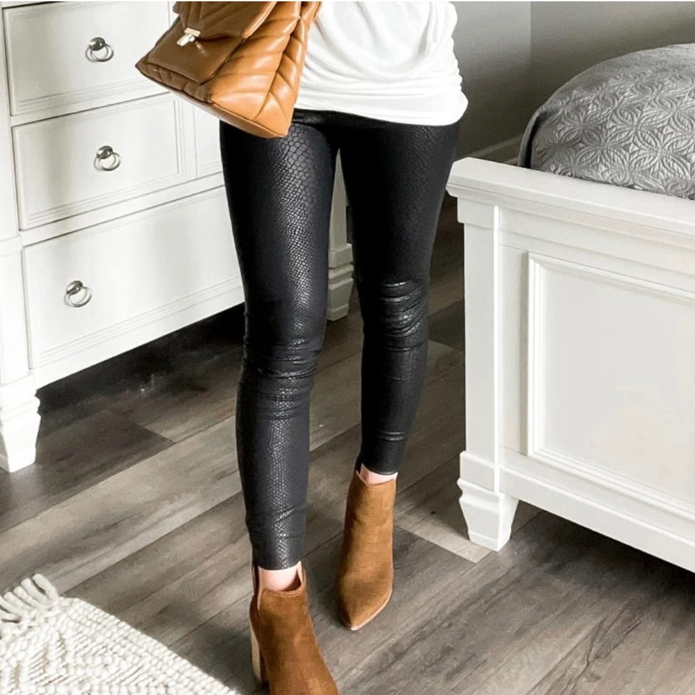 Cherish Black Faux Leather Textured Leggings